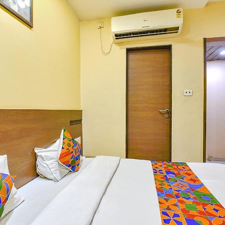Fabhotel Rb Residency Сурат Экстерьер фото