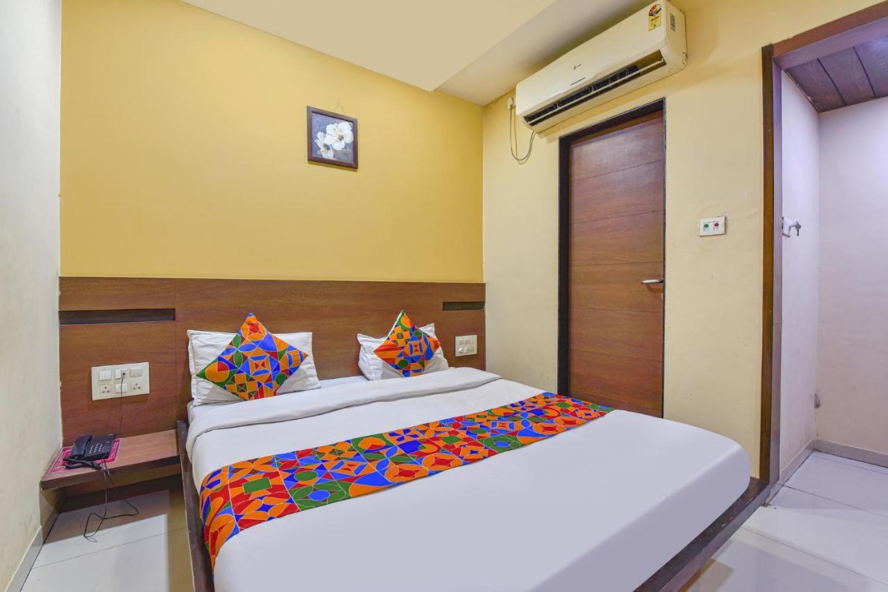 Fabhotel Rb Residency Сурат Экстерьер фото