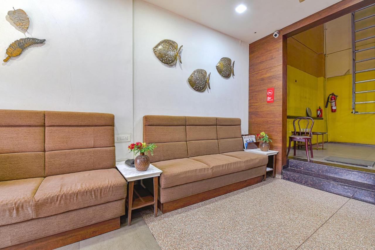 Fabhotel Rb Residency Сурат Экстерьер фото